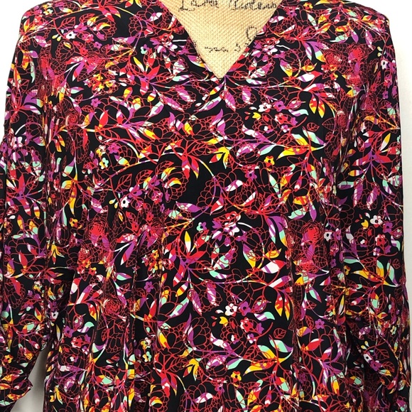 LuLaRoe Lindsay Kimono - Picture 2 of 5